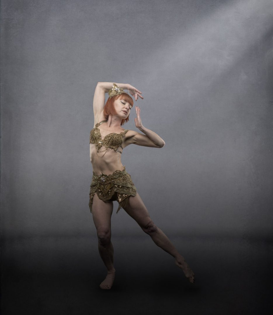 Silvia Pavone – Circus Dancer